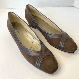 Ros Hommerson Tracy Brown Suede Leather Flats Womens 7.5 N